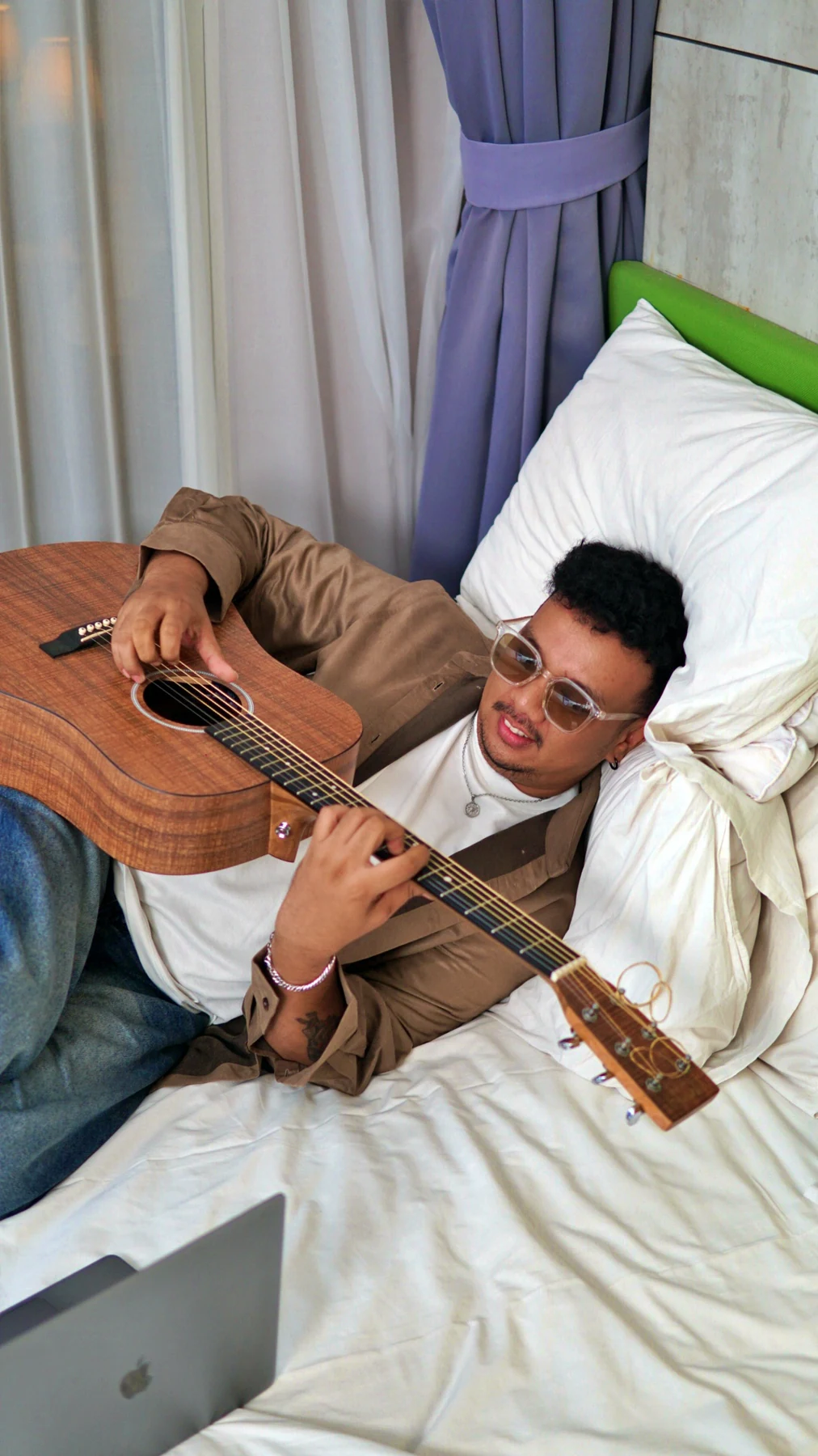 Kevin Pangestv dalam sesi kreatif