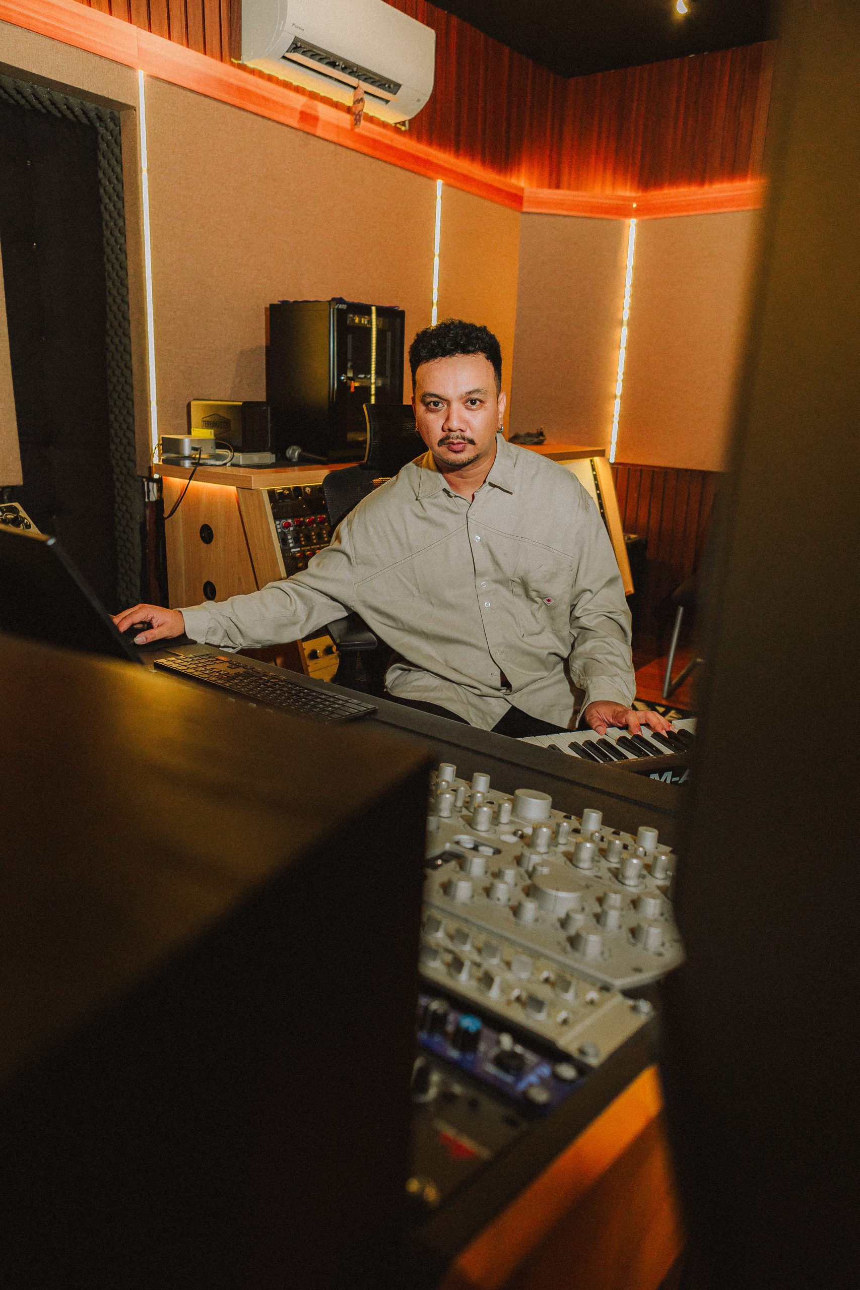Kevin Pangestv in a creative session